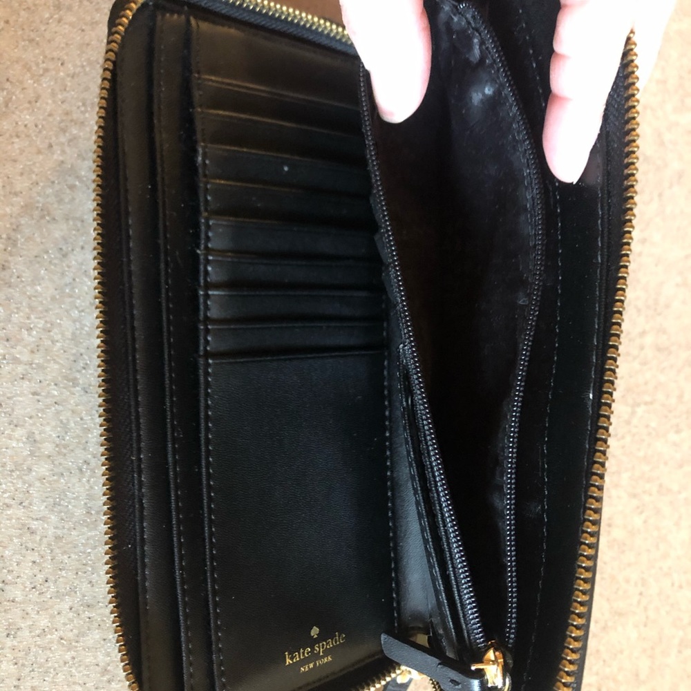 Kate Spade black leather wallet - Picture 4 of 7